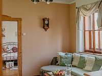 Apartmán Hortenzie -obývací pokoj - pronájem chalupy Výrovice
