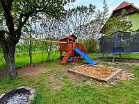 Dětské hřiště - chata ubytování Vlčnov