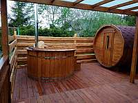 koupací sud a finská sauna - pronájem chaty Suchý
