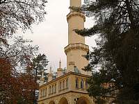 minaret v parku lednického zámku - Horní Věstonice