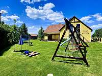 dětské hřiště - ubytování Lukov