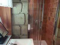 koupelna malá - chalupa k pronajmutí Ždírec - Ždírecký Důl