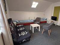 Ap1 - obývací pokoj - apartmán k pronajmutí Doksy
