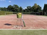 tenisový trénink může začít - vila k pronájmu Trutnov - Nový Rokytník