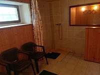 Posezení u sauny a sprchový kout - Pernink