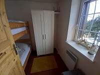Apartmán č. 2 Ložnice - pokojík - palandy - Háj u Loučné pod Klínovcem