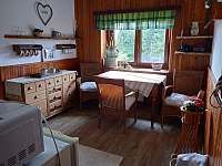 Apartmán v patře s malou kuchyňkou a manželskou postelí s krásným výhledem - Blatno - Zákoutí