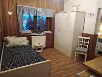 Apartmán v patře s malou kuchyňkou a manželskou postelí s krásným výhledem - Blatno - Zákoutí