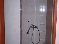3x sprchový kout - chalupa ubytování Dolní Halže
