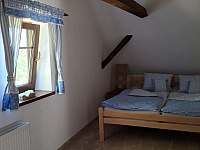 ložnice patro - chalupa k pronájmu Říčky v Orlických horách