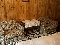Ložnice v patře - chata k pronájmu Olešnice v Orlických horách
