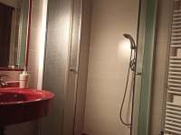 U Krejčích pokoj č. 1 koupelna - rekreační dům k pronajmutí Deštné v Orlických horách