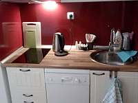 kuchyňský kout - apartmán k pronajmutí Deštné v Orlických horách