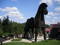 Trojský kůň na Bouzově - Pavlov - Radnice