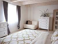 První ložnice pro 2 osoby - chata ubytování Libice nad Cidlinou