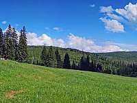 Hájovna Březník s Luzenským údolím a vrcholem Luzným v Německu - Nové Hutě