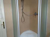 Sprchový kout v koupelně - Vítkovice okres Klatovy
