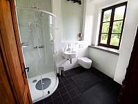 koupelna - dvoulůžkový pokoj deluxe - první patro - Rejštejn