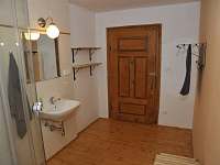 První patro koupelna - Hořice na Šumavě