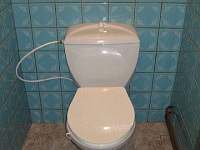 WC - chalupa k pronajmutí Týřovice