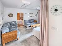 Gaia - Obývací pokoj s přistýlkou - apartmán k pronájmu Kladruby nad Labem - Komárov