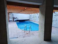 Krytý bazén - rekreační dům k pronajmutí Říkovice