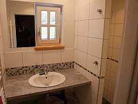 koupelna v přízemí - Horní Brusnice