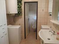 Ubytování u Marelových - koupelna s odděleným WC - Police nad Metují - Pěkov