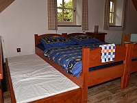 č.3: pokoj s manželskou postelí a výsuvným lůžkem - Martinice u Proseče