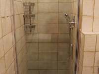 Koupelna Apartmán 2 - chalupa ubytování Vysoká Srbská