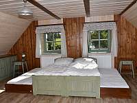 č.3: pokoj s manželskou postelí a výsuvným lůžkem - Martinice