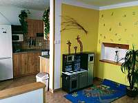 dětská kuchyňka a kuchyň - rekreační dům k pronajmutí Škrdlovice