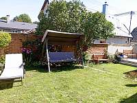Vnitřní zahrada - rekreační dům k pronájmu Bystré u Poličky