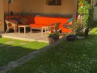 Vnitřní zahrada - pronájem rekreačního domu Bystré u Poličky
