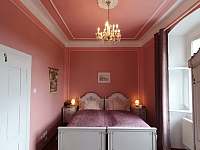 Růžový pokoj - apartmán k pronájmu Včelákov