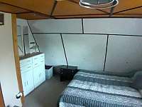 First Bedroom - chalupa ubytování Zborná