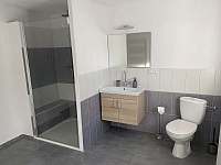Koupelna, WC - apartmán k pronájmu Fryšava pod Žákovou horou