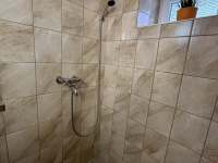 koupelna - sprchový kout - apartmán ubytování Rozsochy