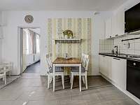 Apartmán 3: kuchyně se společenskou místností a rozkládacím lůžkem - Kocourovy Lhotky, Pelhřimov