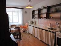 Kuchyně velký apartmán - chalupa ubytování Domanín