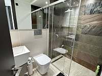 Koupelna - pronájem apartmánu Cabo Roig, Orihuela Costa, Španělsko