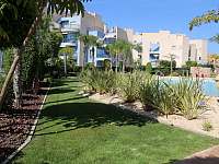 Zahrada a bazén - pronájem apartmánu Cabo Roig, Orihuela Costa, Španělsko