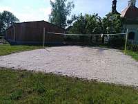 Volejbalové hřiště - Hracholusky nade Mží