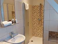 Společná koupelna v separé 3xdvoulůžkový pokoj č.1,2,3 - Dolní Žandov