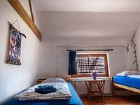 Dvoulůžkový modrý pokoj - ubytování Lisov